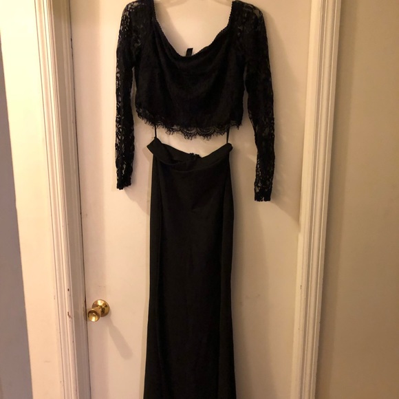 Dresses & Skirts - Evening Gown